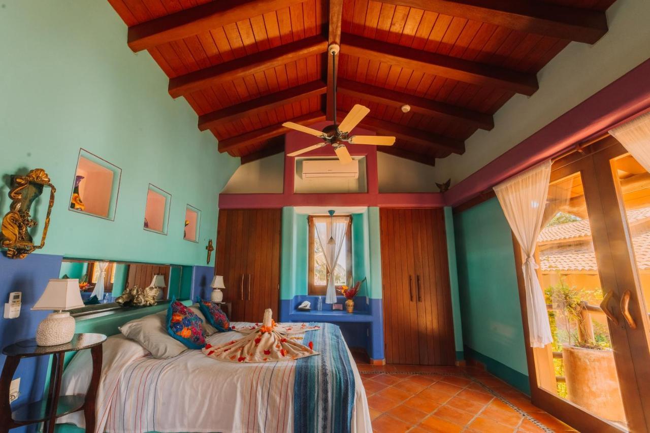 Tres Mujeres Hotel Troncones Exterior photo