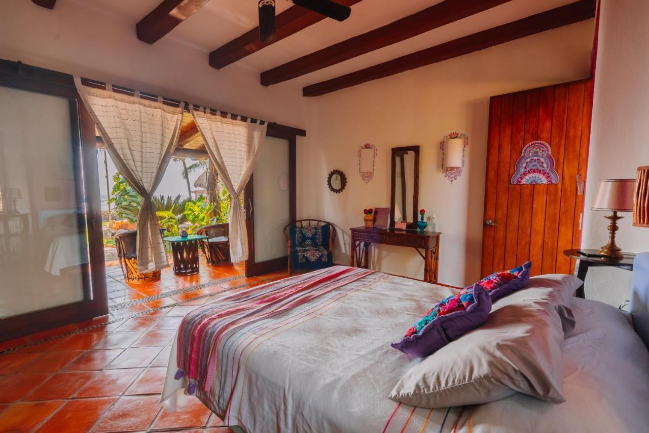 Tres Mujeres Hotel Troncones Exterior photo