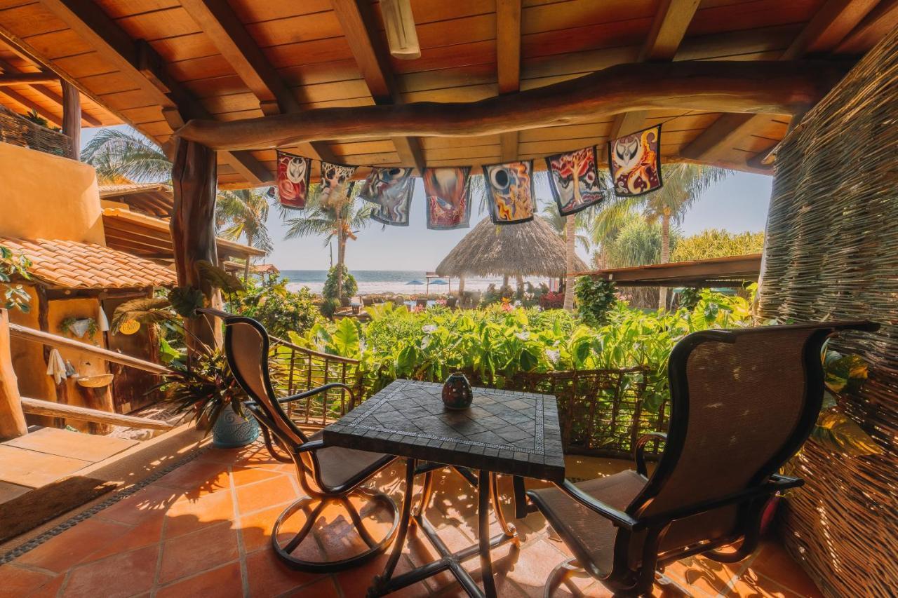 Tres Mujeres Hotel Troncones Exterior photo